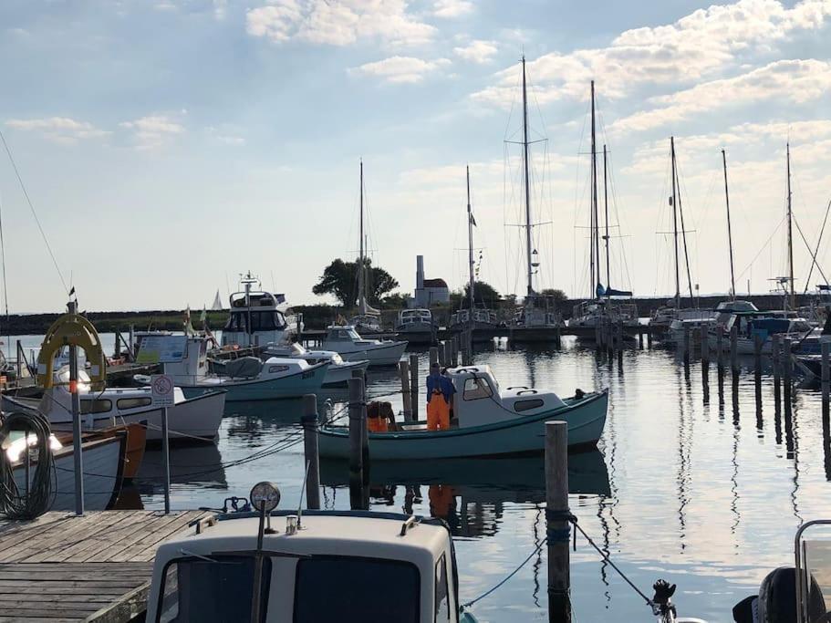 Skont Fiskerhus. Taet Pa By, Havn Og Havet Villa Marstal ภายนอก รูปภาพ